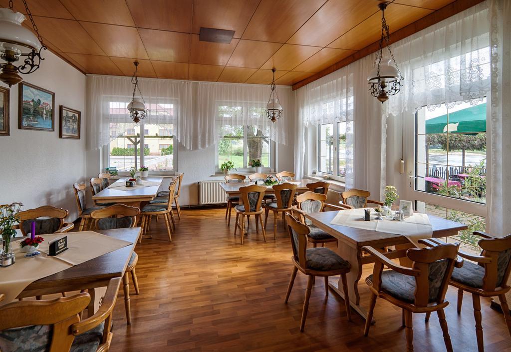 Elbterrassen Zu Brambach Hotell Dessau-Rosslau Exteriör bild